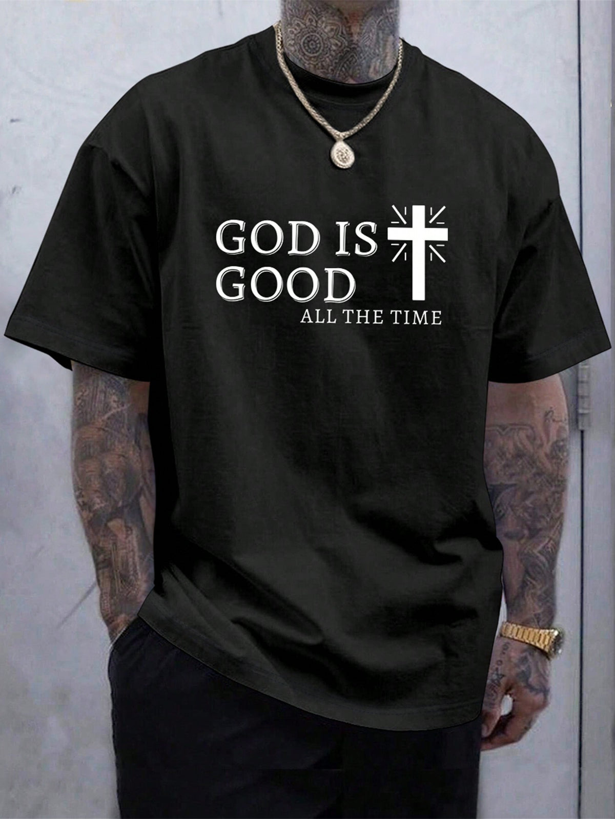 Manfinity Roughcore Men Casual Summer Cross & Slogan Graphic Printed Short Sleeve T-Shirt, for Friends